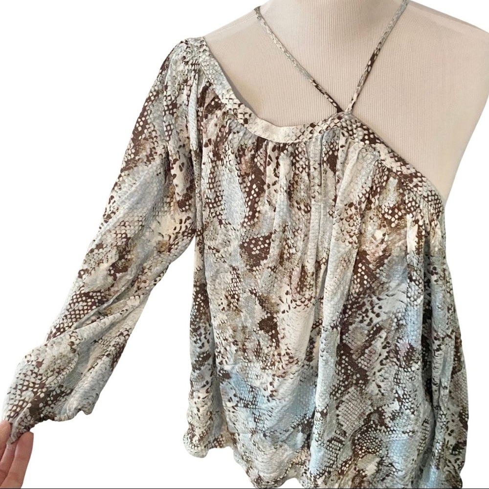 Olivaceous Snakeskin Off-the-Shoulder Halter Top Size Large - Picture 4 of 12